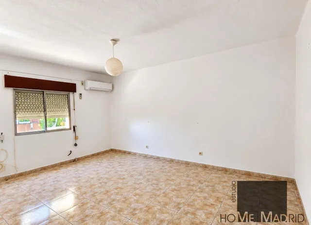 ESTUDIO HOME MADRID OFRECE piso de 109 m2, situado en tercera planta exterior, en el barrio de Peñagrande. — 11
