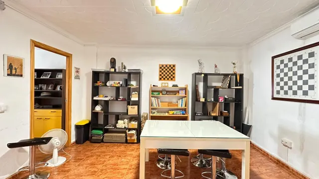 UNA CASA PARA VIVIRLA, DISFRUTARLA Y HACERLA TUYA EN BENIMODO — 25