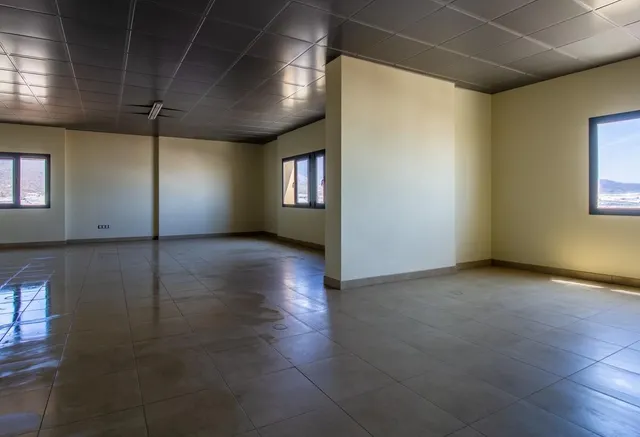 4 OFICINAS CON  GARAJE EN EL TORRELAGUNA EL EJIDO EN ALQUILER — 17
