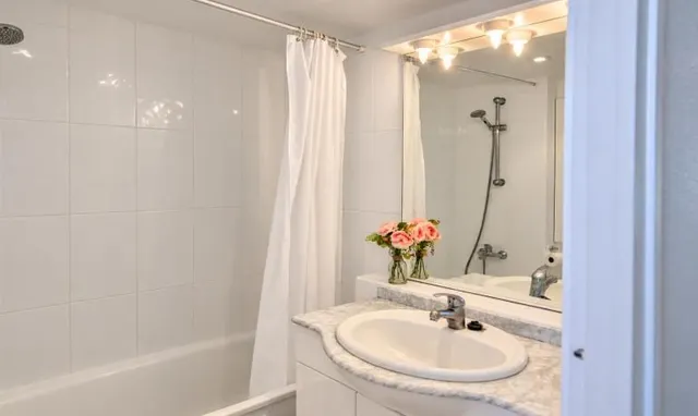 Bonito apartamento en Roses con piscinas comunitarias y vistas abiertas — 22