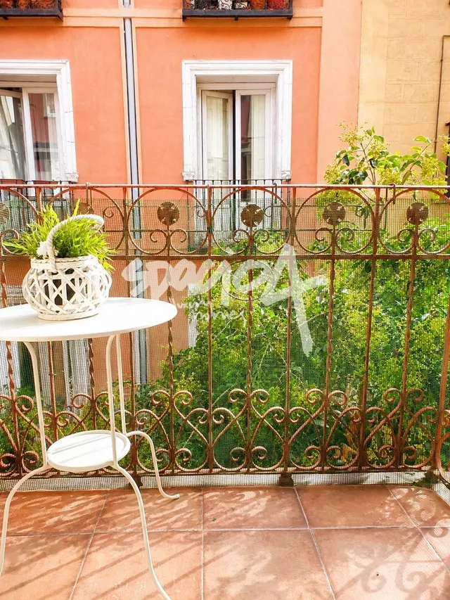 Apartamento en venta en Lavapiés, Madrid - foto 3