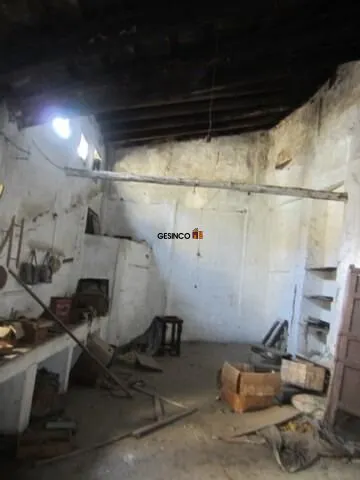 CASA PARA REFORMAR EN EL CENTRO DE LA CIUDAD — 4