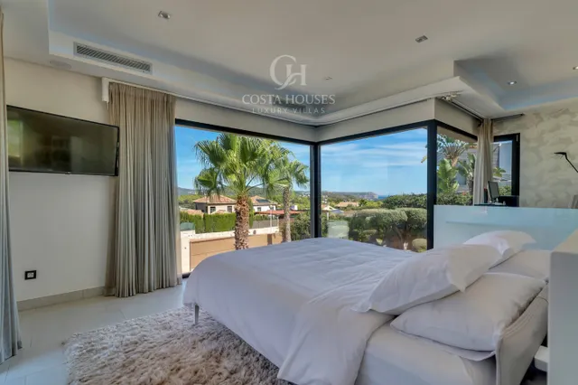 Villa vitalis · arquitectura, luz y bienestar privado frente al montgo javea — 9