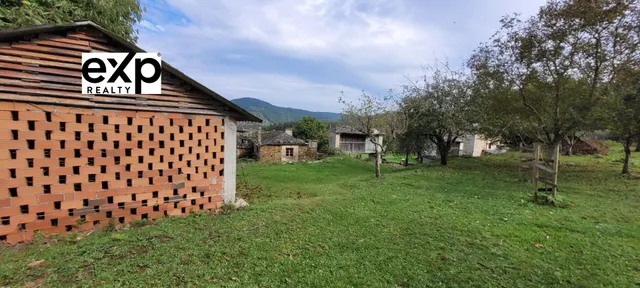 CASA DE PIEDRA CON GRAN FINCA Y VISTAS PANORÁMICAS A 7 KM DE LAS PLAYAS DE FOZ — 16