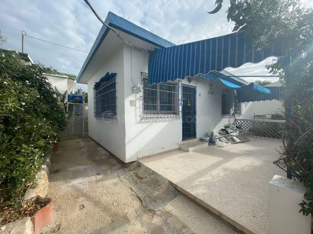 CASA CON TERRENO BENIDORM