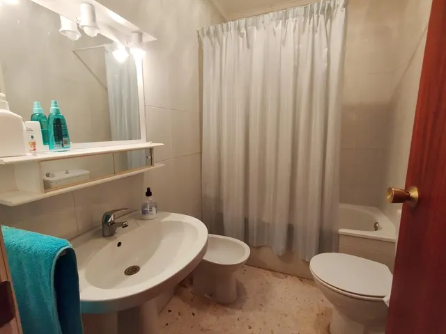 SE VENDE CASA INDEPENDIENTE EN NOVELDA — 19