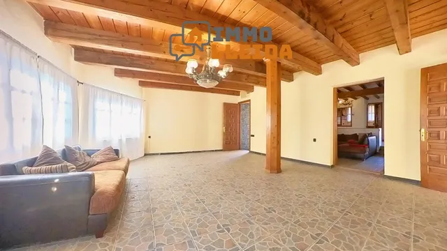 Majestuosa Villa en Alpicat — 50