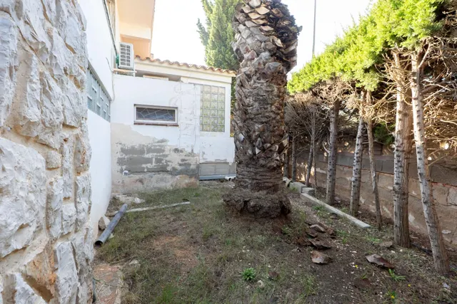 Casa con piscina privada en la urbanización Eucaliptus. — 38