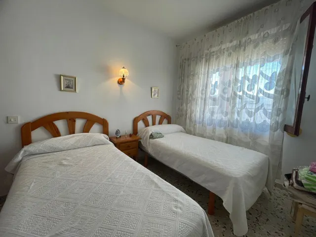 Ático de 3 dormitorios con amplia terraza y vistas al mar en Guardamar del Segura — 16
