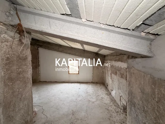 Casa de pueblo con jardin privado en Benialfaqui — 28