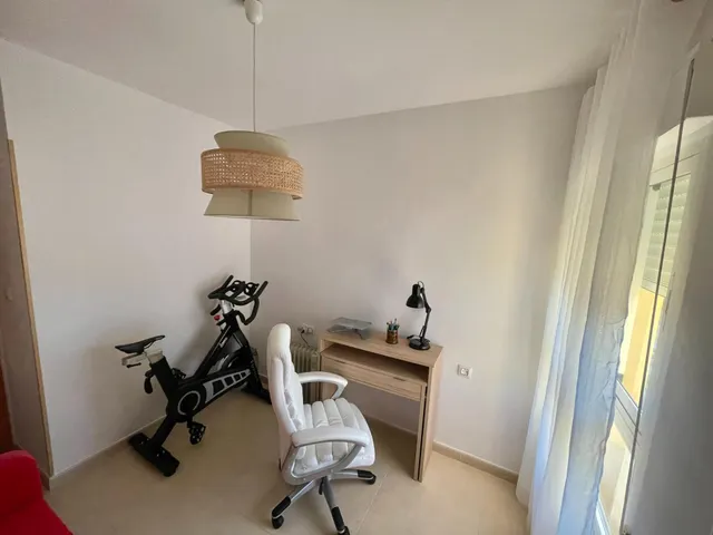 Se alquila vivienda en avda. ramón puyol ideal para maestros — 7
