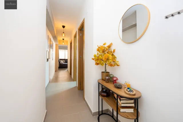 Piso Reformado en Zona Comercial y Universitaria de Granada - €330,000 — 11
