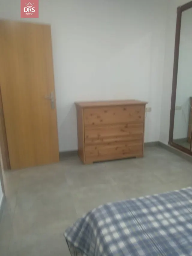 PISO EN PLENO CENTRO, CL MARTINEZ VILLENA AL LADO DEL ALTOZANO — 22