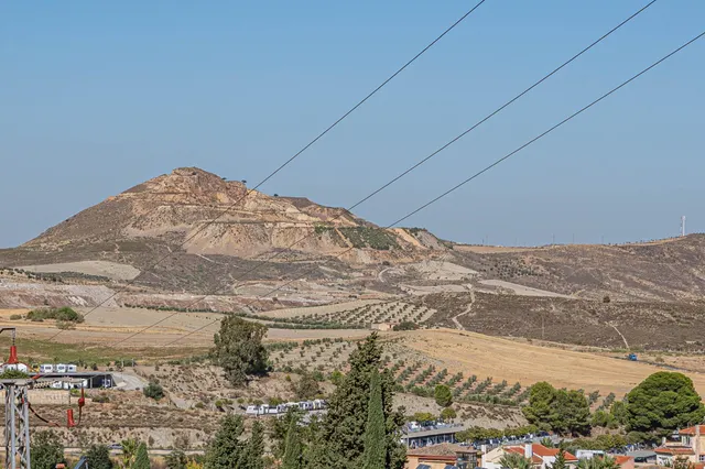 OPORTUNIDAD: SOLAR RESIDENCIAL EN EL CINTURÓN METROPOLITANO DE GRANADA, EN OTURA — 38
