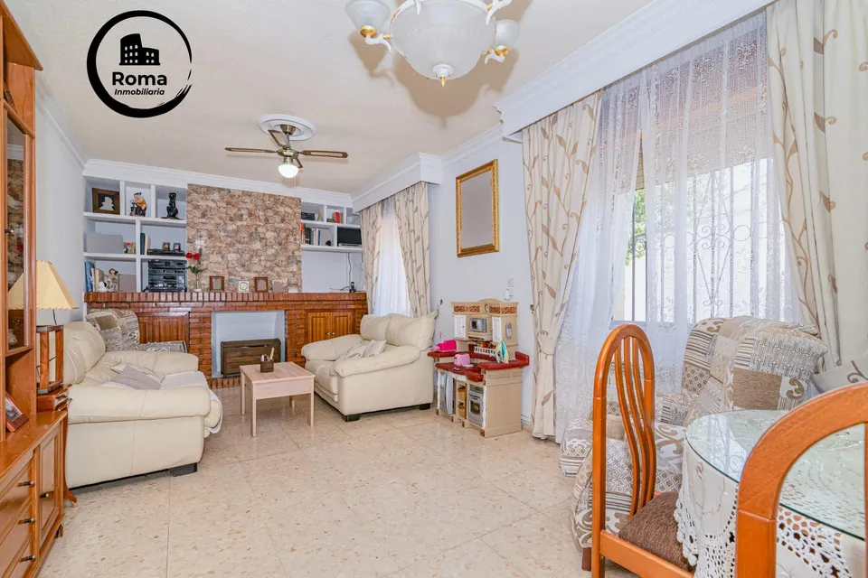 Casa pareada en La Zubia