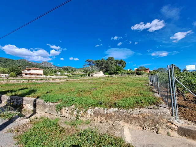 CASA RUSTICA CON TERRENO — 16