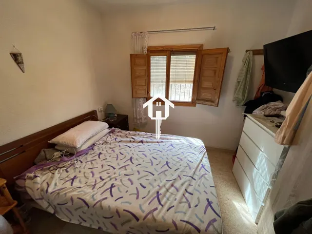 Casa adosada independiente en venta en el Rebolledo, elche. 3000m2 de parcela y 120 m2 de vivienda — 22