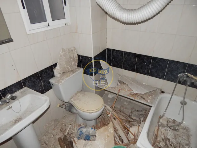 EDIFICIO A REFORMAR EN COCENTAINA. — 16