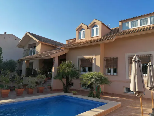 SE VENDE PRECIOSO CHALET EN LOS ALCÁZARES — 2