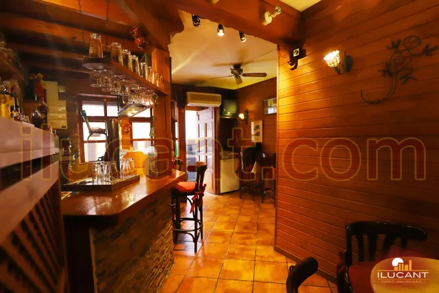 BAR-CAFETERIA en ALQUILER, LISTO PARA FUNCIONAR, TOTALMENTE EQUIPADO -- NO TIENE SALIDA DE HUMOS — 5