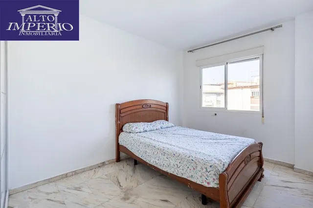 PISO CON GARAJE JUNTO AL METRO EN CHURRIANA — 16
