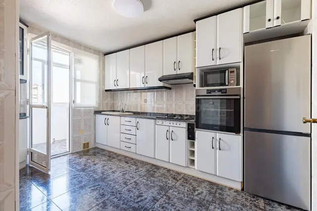 Alquiler en Montegrande – 3 dormitorios, terraza y hasta 2 p - foto 5