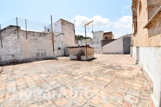 ESPACIOSA CASA CON TERRAZA EN EL HISTÓRICO CASCO ANTIGUO — 19