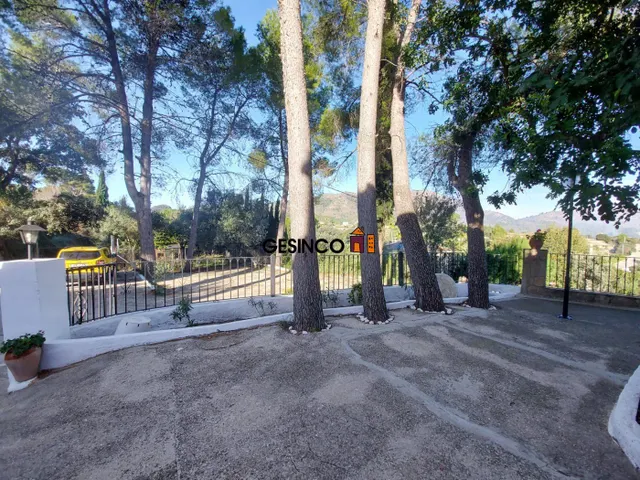 CHALET CON VISTAS ESPECTACULARES Y EN PLENA NATURALEZA — 17