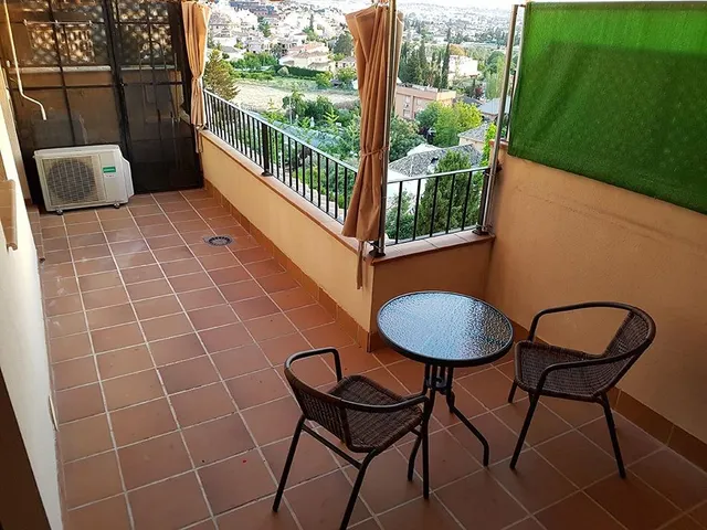 Ático de 1 dormitorio en barrio de Monachil. — 23