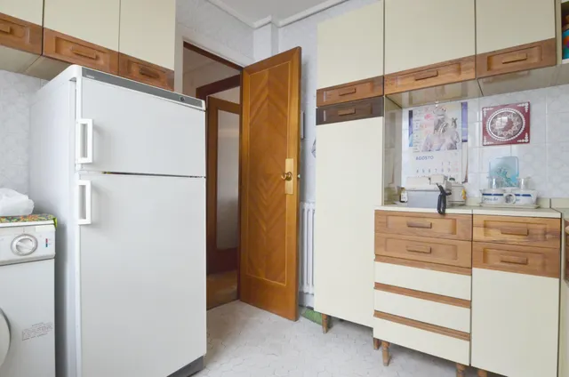 Urbis te ofrece un piso en venta en zona San Juan, Salamanca. — 42
