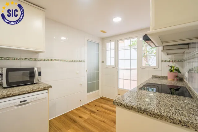Vive al exterior: planta baja con dos terrazas en Torre en Conill — 21