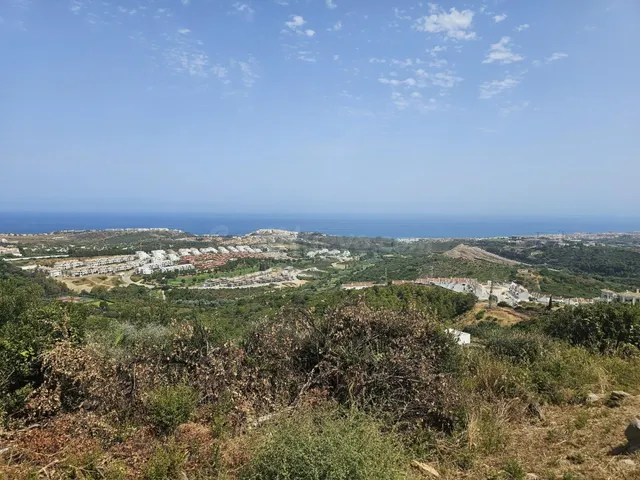 Precioso apartamento de 2 dormitorios con vistas al mar