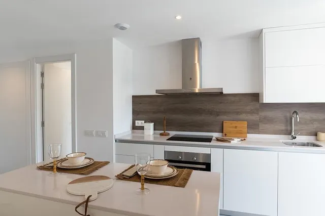 Ultima unidad en Estepona, obra nueva lista para entrar a vivir !!! — 8