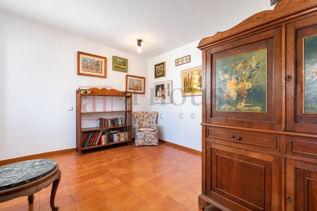ÁTICO A REFORMAR CON BALCON EN LA VILA DE GRACIA — 17