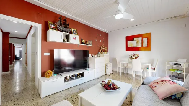 Ocasión!!!  Casa con escaleta y amplia terraza en Alzira — 2