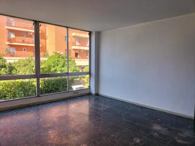 Local comercial en venta de procedencia bancaria — 12