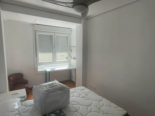 Piso ESTUDIANTES-FUNCIONARIOS ALQUILER habitaciones en Castellón, zona Av.Casalduch, 4 hab. 2 baños, ascensor. — 16