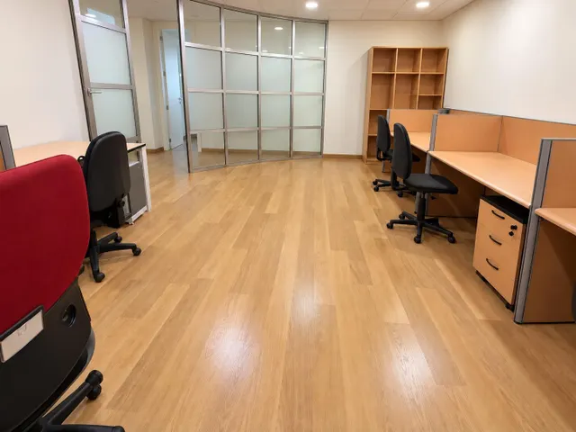 Amplio local comercial de 250 m2 acondicionado como oficinas en Avenida de Alicante, Altabix – Elche — 16