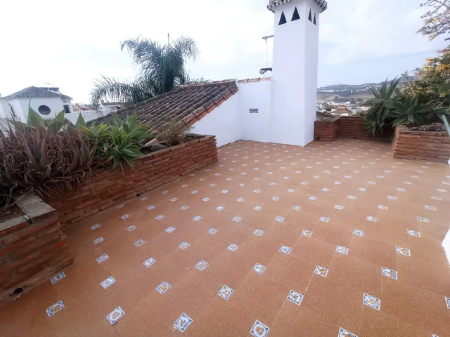 Chalet 5 habitaciones 431m² en venta - Riviera del sol — 48