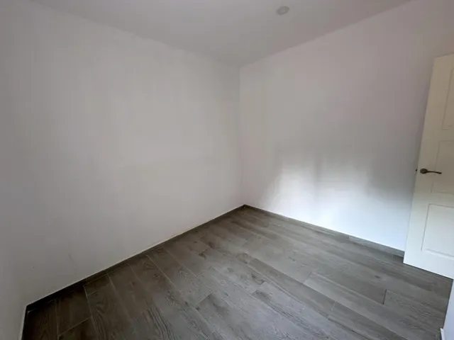 Amplia y Moderna Planta Baja Reformada en Marianao, Sant Boi de Llobregat — 11