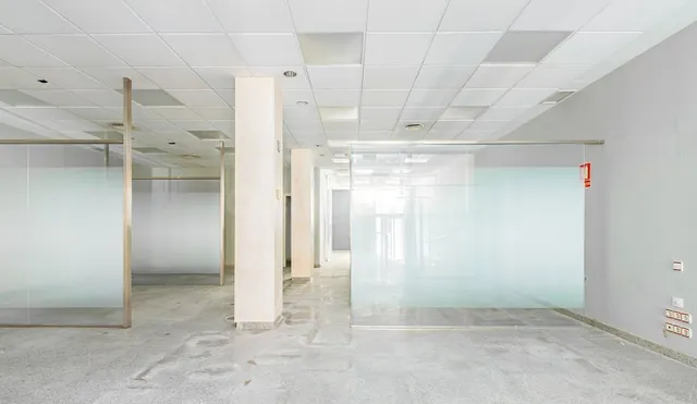 Local comercial 235m² en venta - Comunidad valenciana - foto 3