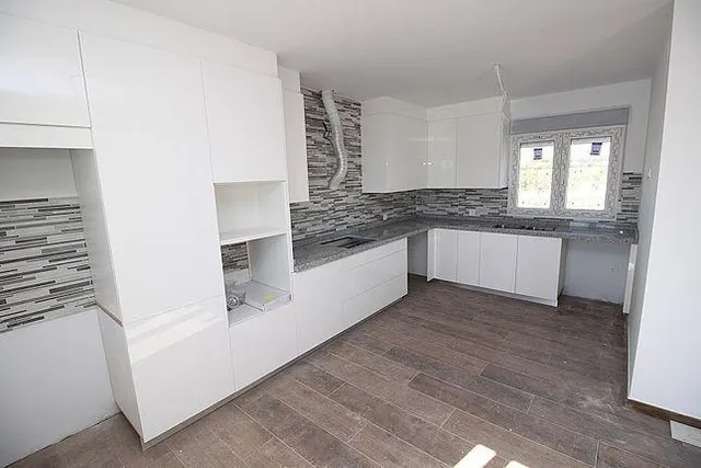 VILLAS DE OBRA NUEVA EN PINOSO — 4