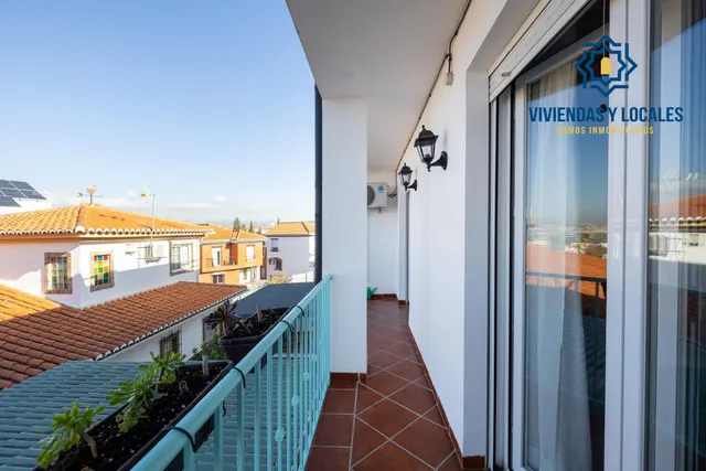 MARAVILLOSA CASA  A POCOS MINUTOS DEL CENTRO DE LA ZUBIA — 27
