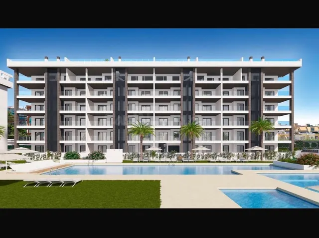 OBRA NUEVA EN TORREBLANCA — 2