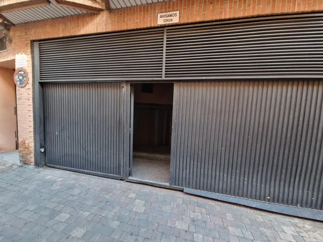Garaje en venta en Centro — 3