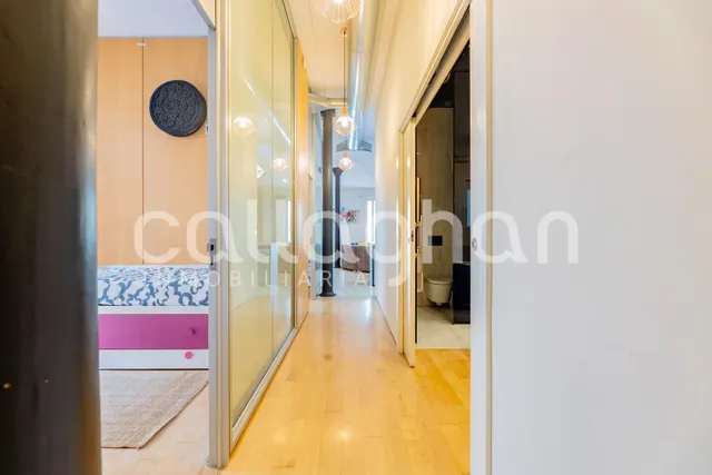 Exclusiva propiedad  frente a la Plaza de la Reina: 178 m2 de puro lujo en Ciutat Vella — 32