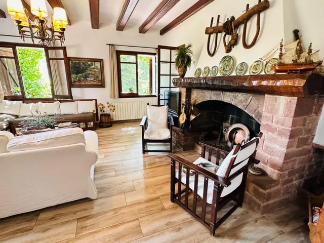 EXCLUSIVA CASA UNIFAMILIAR EN CASTELLVÍ DE ROSANES - GRAN PARCELA, PRIVACIDAD Y ENCANTO NATURAL — 22
