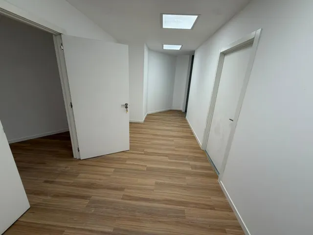 Local comercial en plena avenida santos patronos — 9
