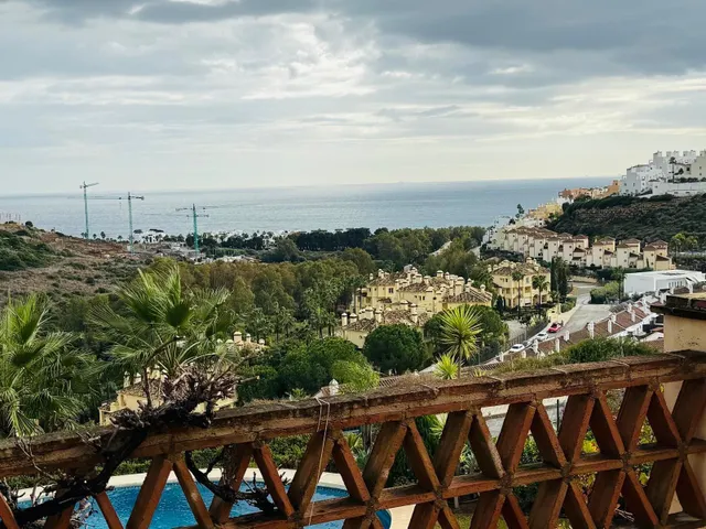 Villa de 5 dormitorios y 5 baños en Casares — 29