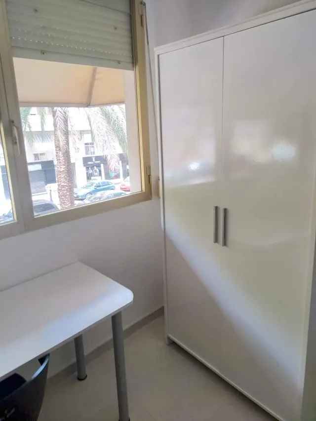 Piso de 6 dormitorios y 2 baños compartidos para estudiantes en zona CEU Cardenal Herrera de San Jos — 32